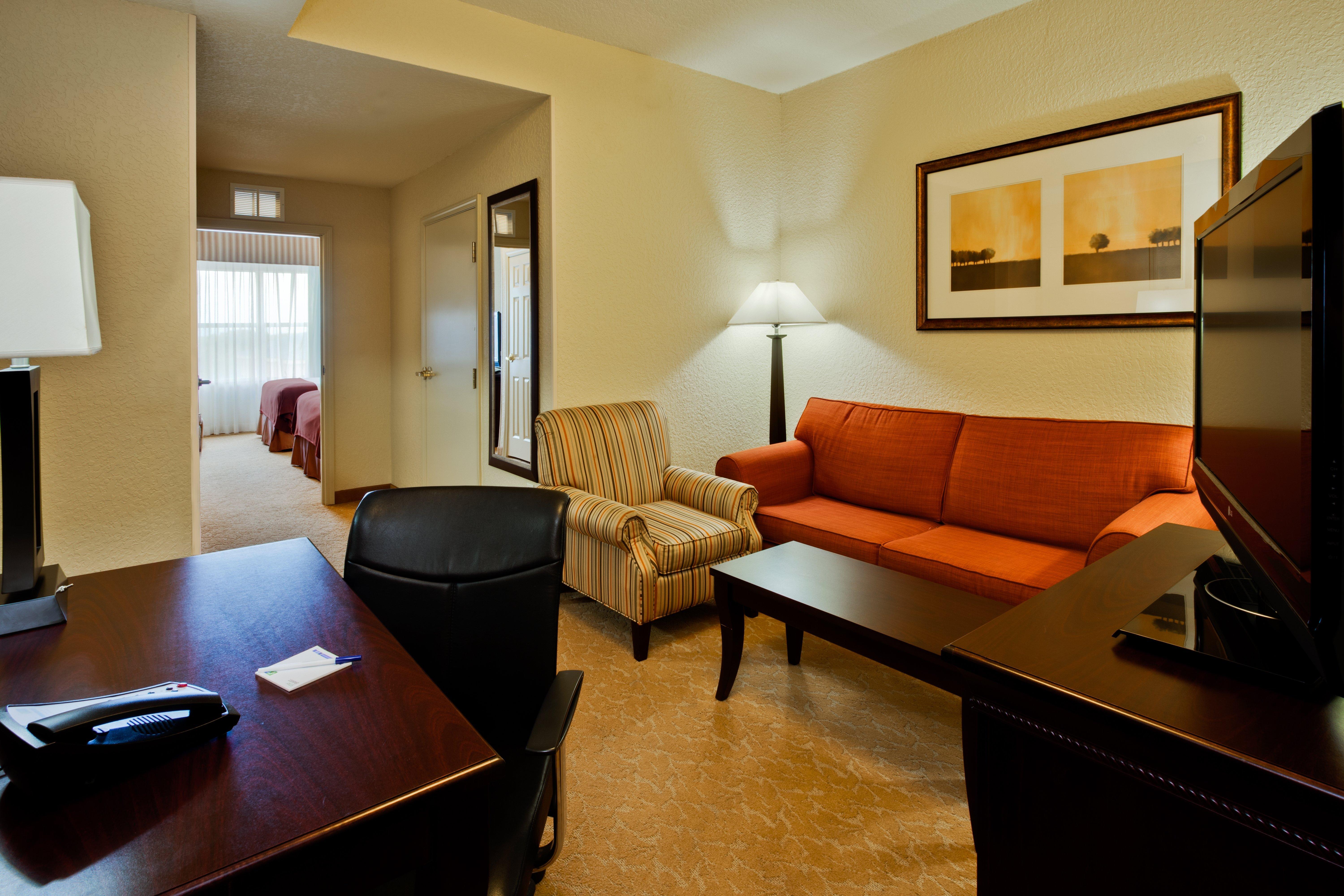 Holiday Inn Express & Suites Lakeland North I-4 By Ihg Экстерьер фото