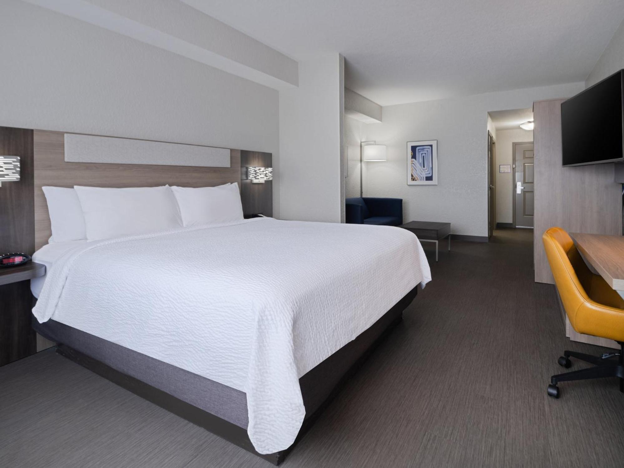 Holiday Inn Express & Suites Lakeland North I-4 By Ihg Экстерьер фото