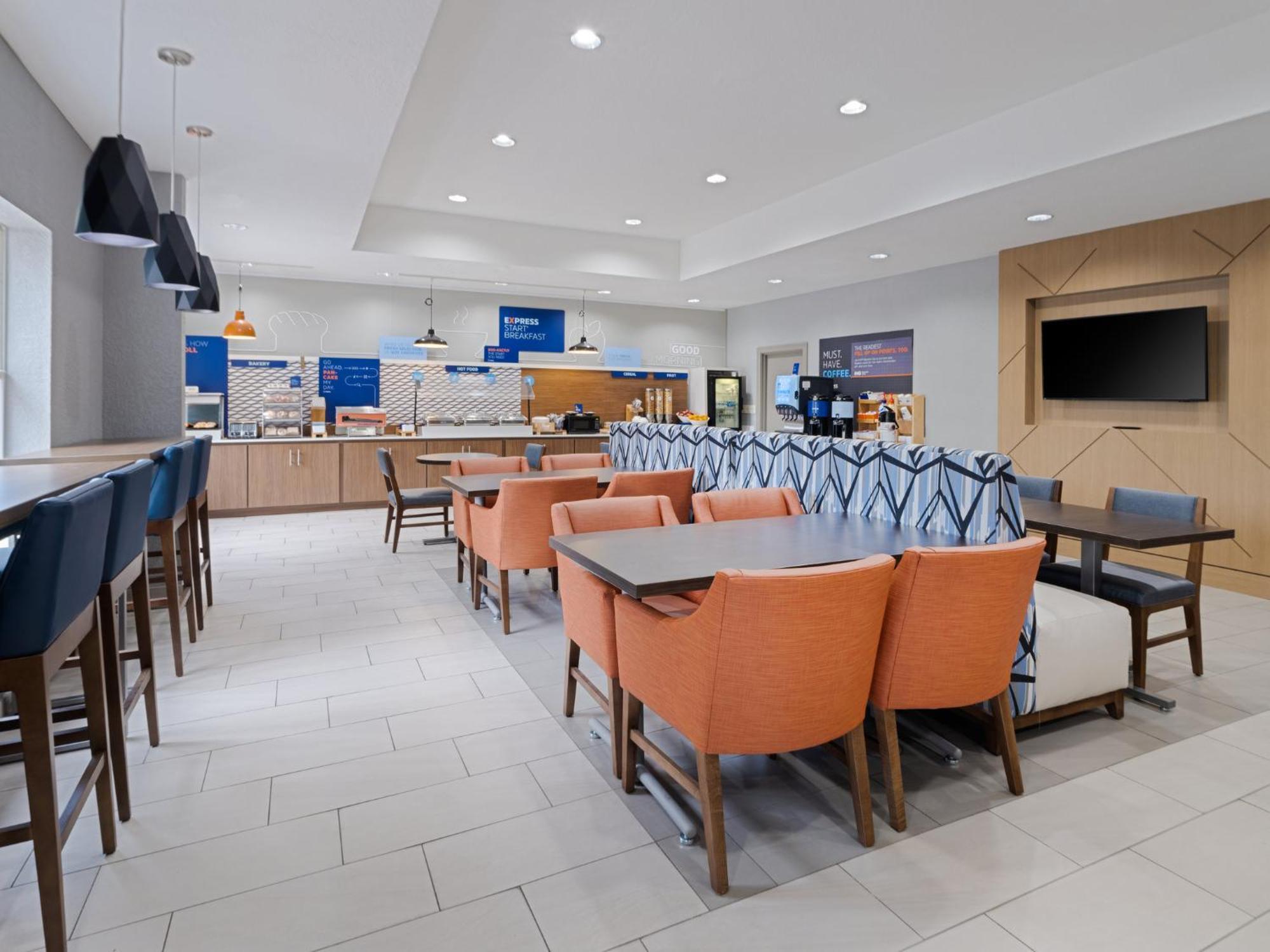 Holiday Inn Express & Suites Lakeland North I-4 By Ihg Экстерьер фото