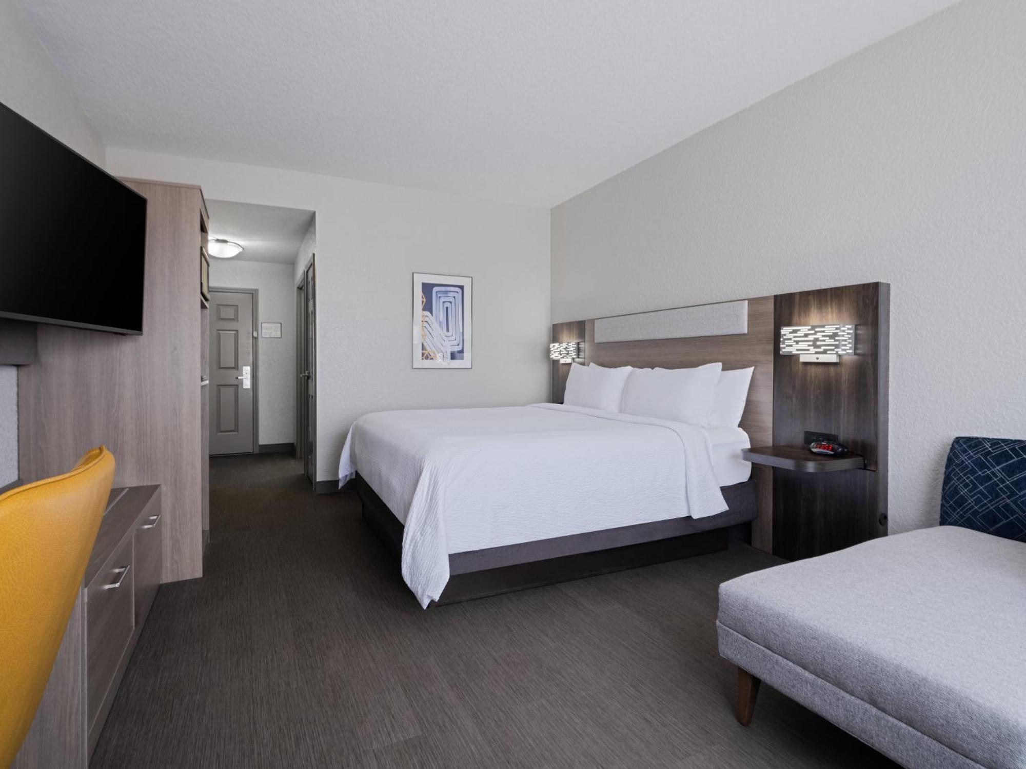 Holiday Inn Express & Suites Lakeland North I-4 By Ihg Экстерьер фото